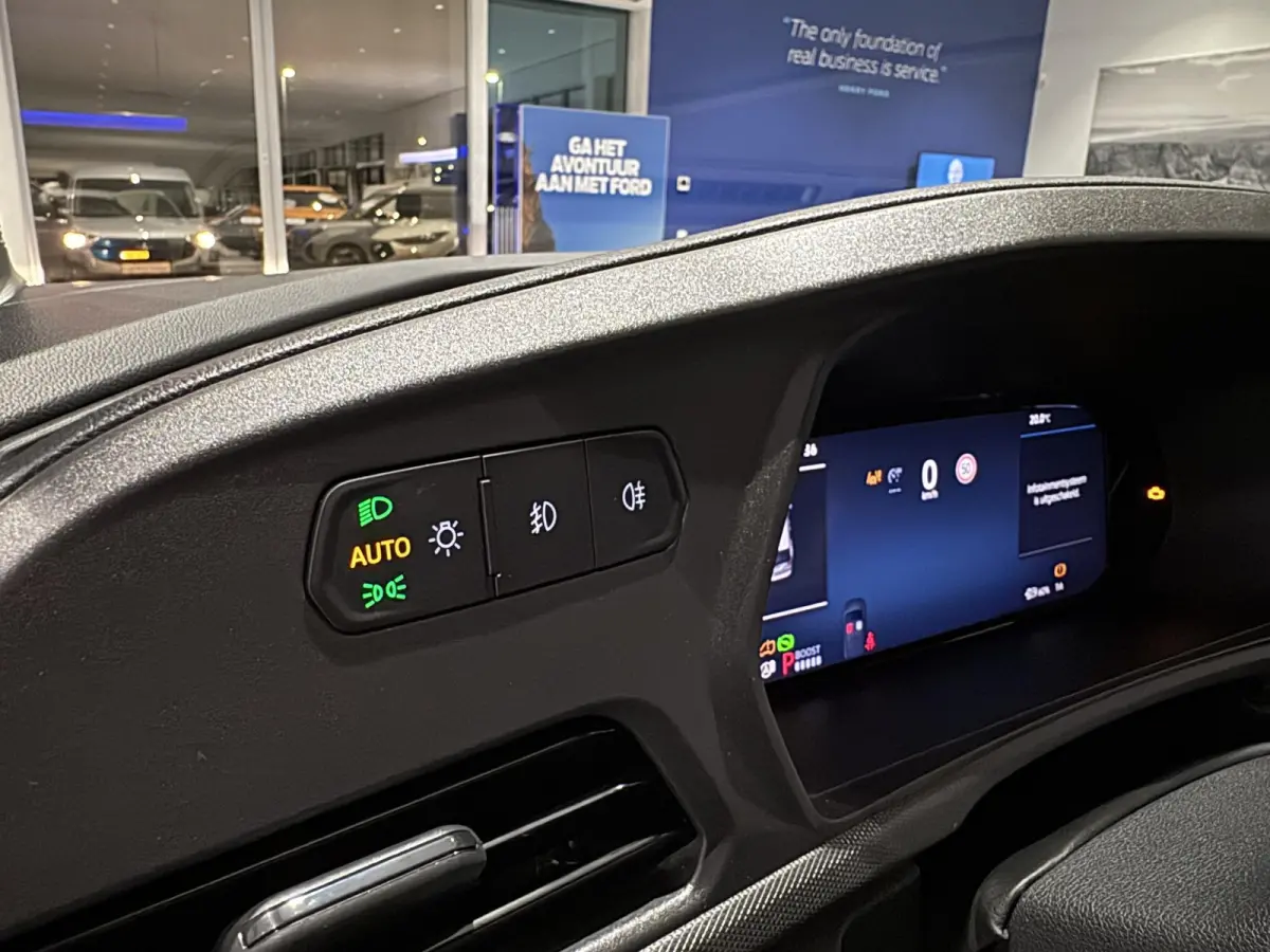 1.5 EcoBoost PHEV L2 Trend | DEMO | Automaat | Navi | Cruise Control | Clima | Tot 118km elektrisch rijbereik |