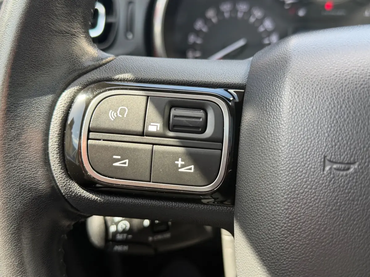 1.2 PureTech Shine |Navi|Pano|Carplay|Camera|Climate|Cruise|PDC|N.A.P|Apk tot 02-03-2027|