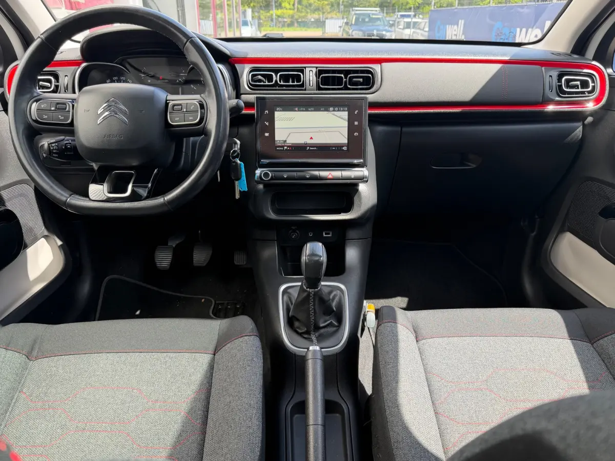 1.2 PureTech Shine |Navi|Pano|Carplay|Camera|Climate|Cruise|PDC|N.A.P|Apk tot 02-03-2027|