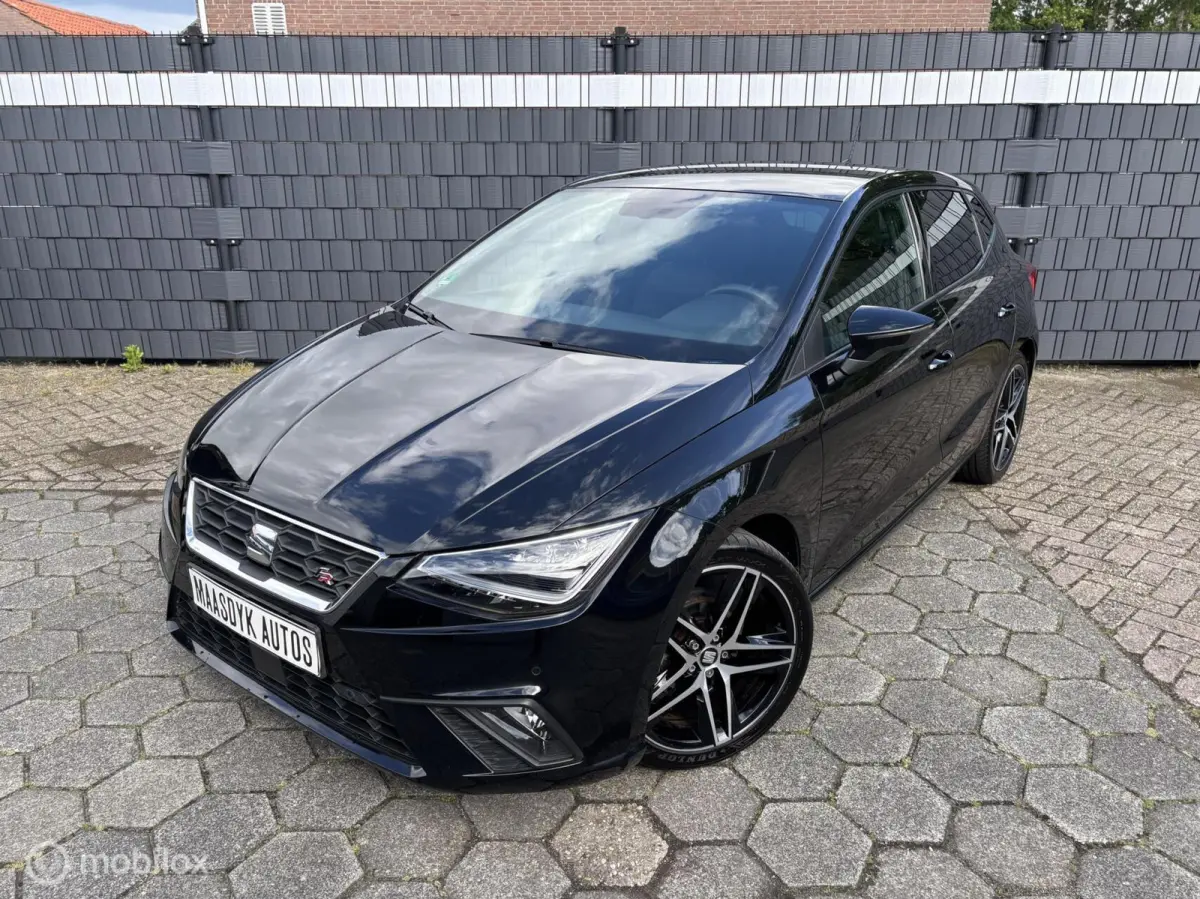 1.0 TSI FR Business Intense Virtual Camera PDC