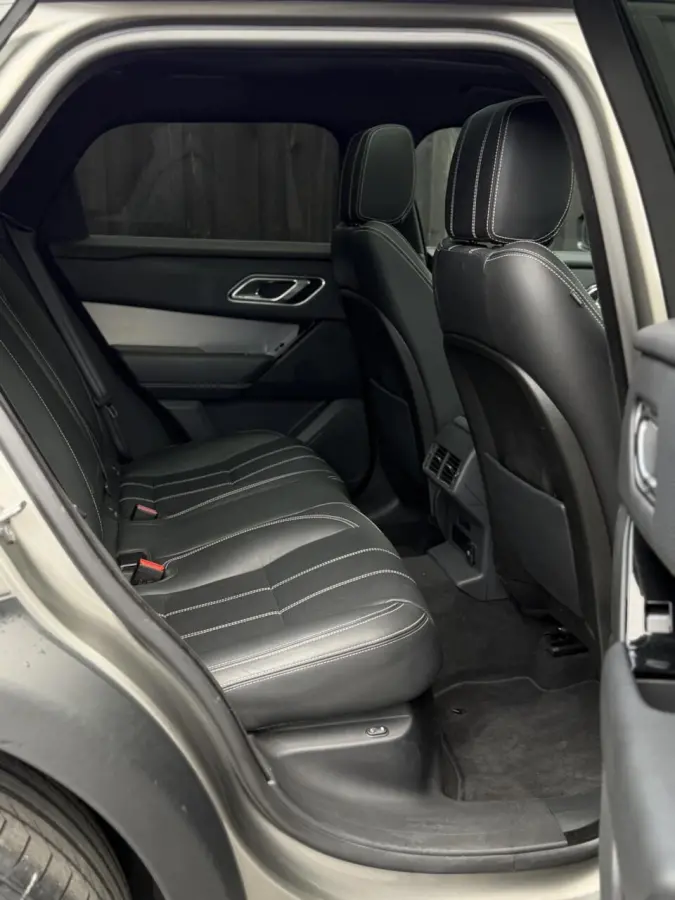 2.0 P250 Turbo AWD R-Dynamic