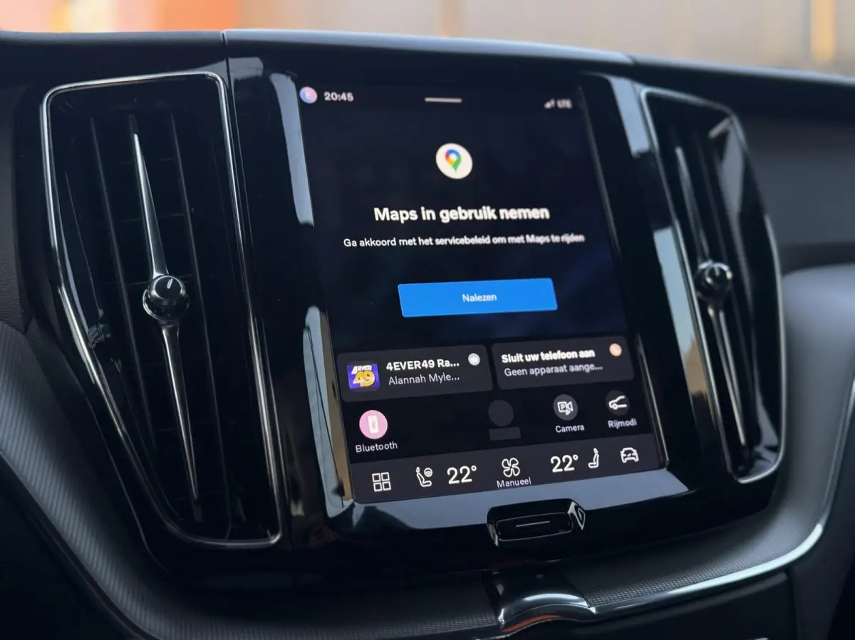 2.0 B4 Plus Dark| Facelift| Trekhaak| vol opties|