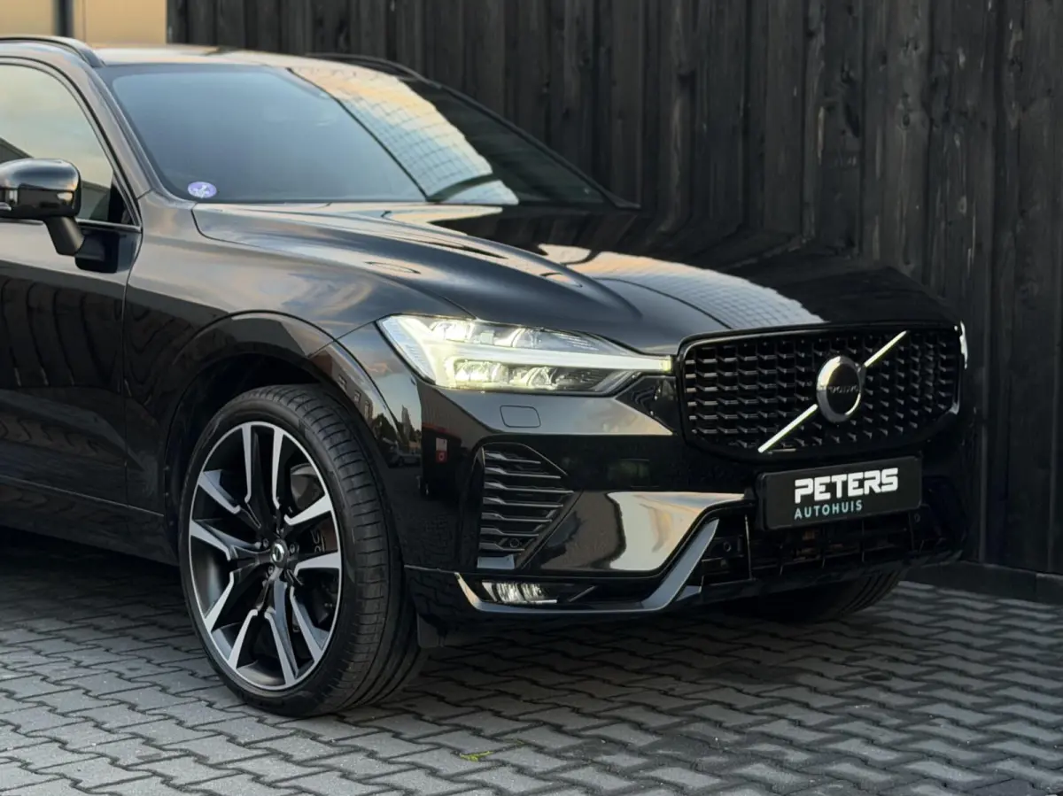 2.0 B4 Plus Dark| Facelift| Trekhaak| vol opties|