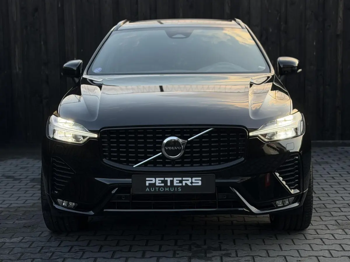 2.0 B4 Plus Dark| Facelift| Trekhaak| vol opties|