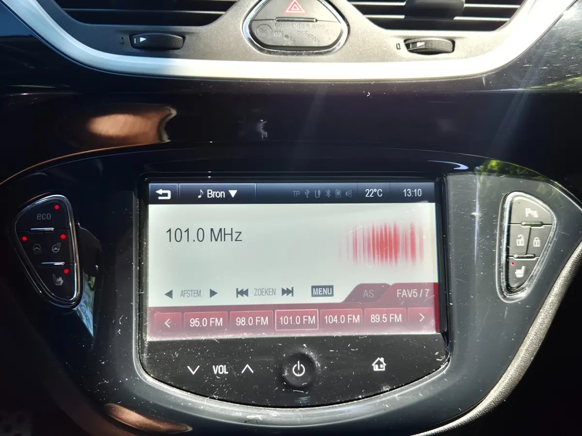 1.4 16V Cosmo Sport Pakket Navi Stuurverwarming Line Assist Cruise Control NAP 1.4-16V Cosmo
