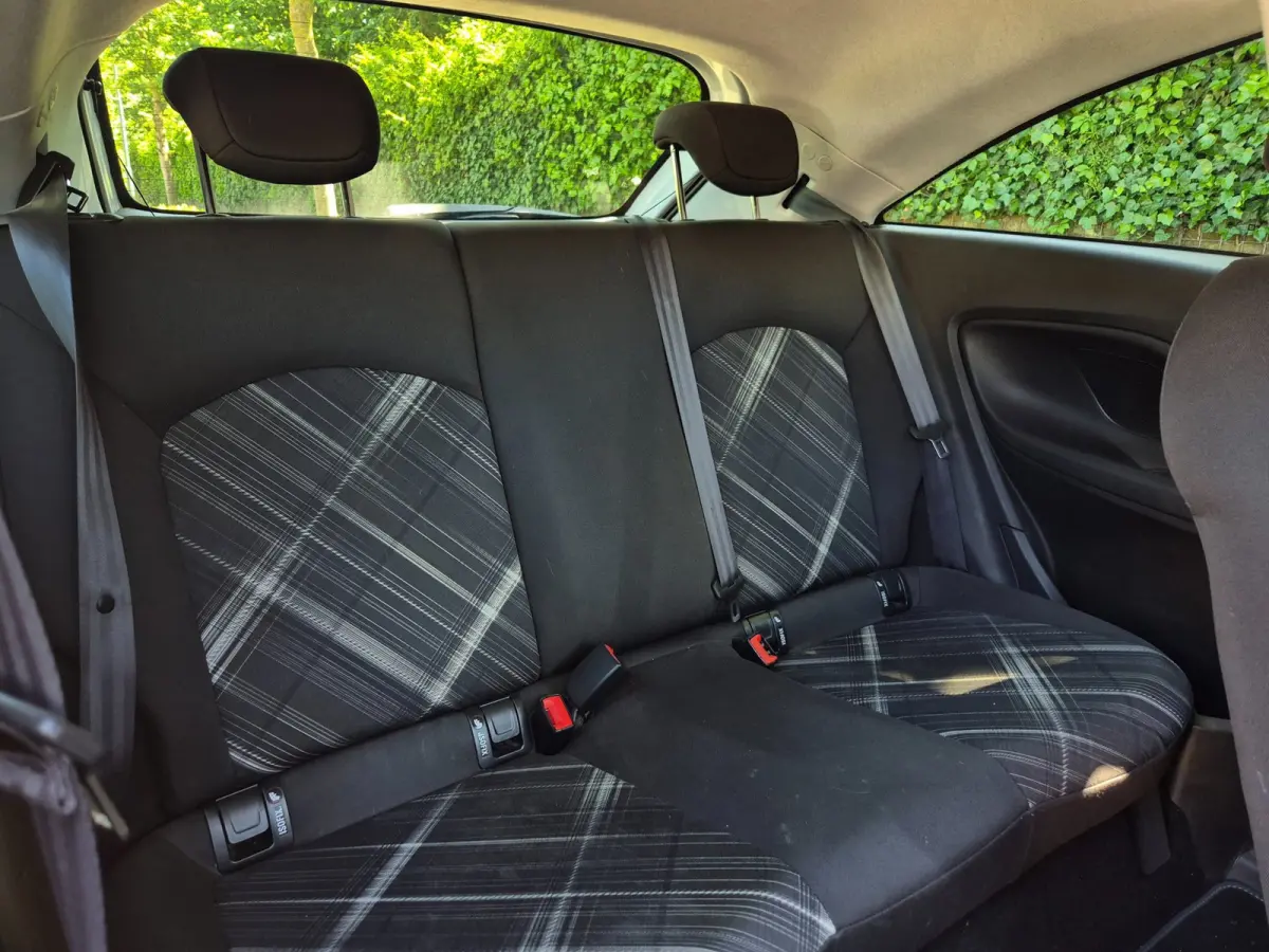 1.4 16V Cosmo Sport Pakket Navi Stuurverwarming Line Assist Cruise Control NAP 1.4-16V Cosmo