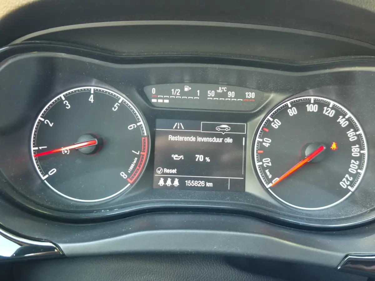 1.4 16V Cosmo Sport Pakket Navi Stuurverwarming Line Assist Cruise Control NAP 1.4-16V Cosmo