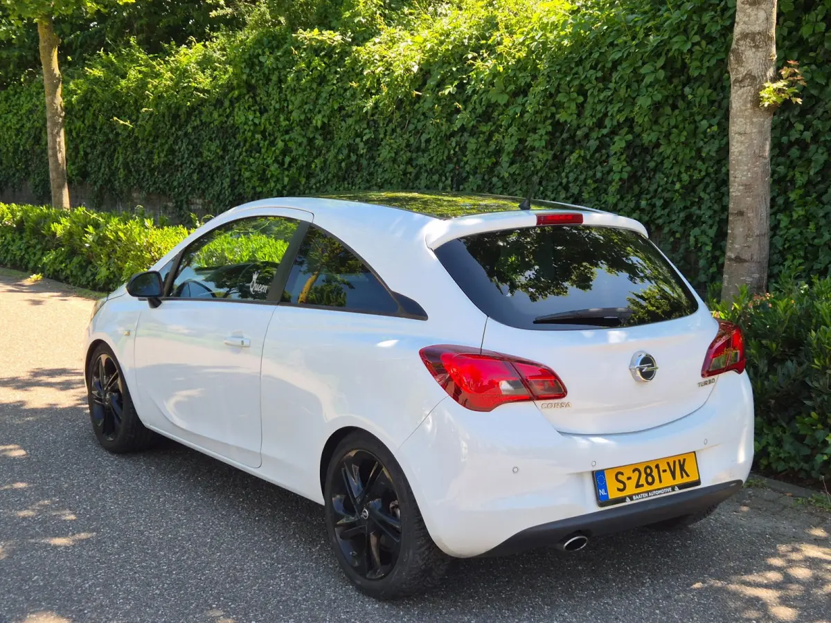 1.4 16V Cosmo Sport Pakket Navi Stuurverwarming Line Assist Cruise Control NAP 1.4-16V Cosmo