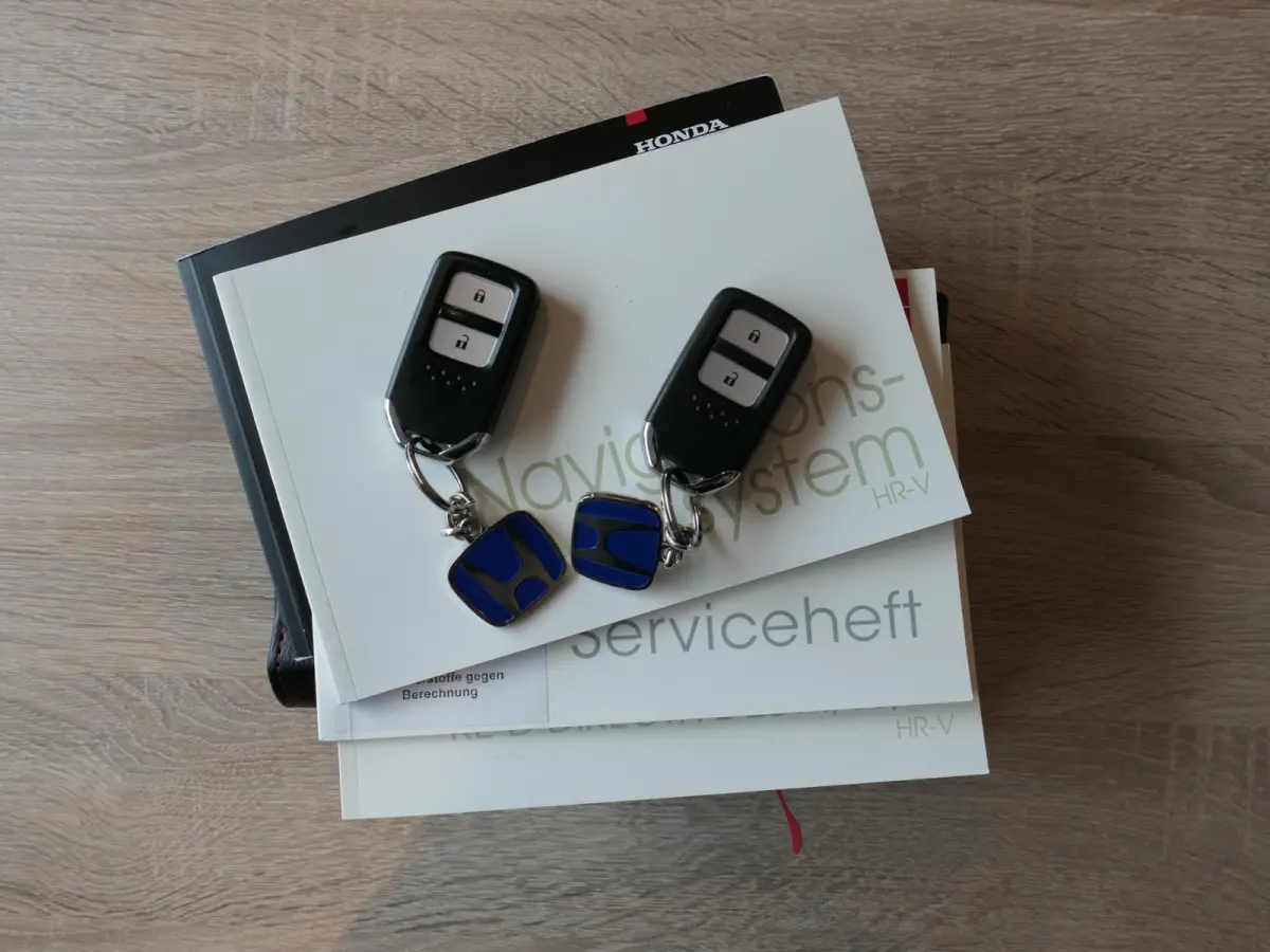 1.5 i-VTEC Executive | Panoramadak | Half leder | Achteruitrijcamera | Keyless entry | Volledig dealer onderhouden | Climate Control | Hoge instap | Automaat