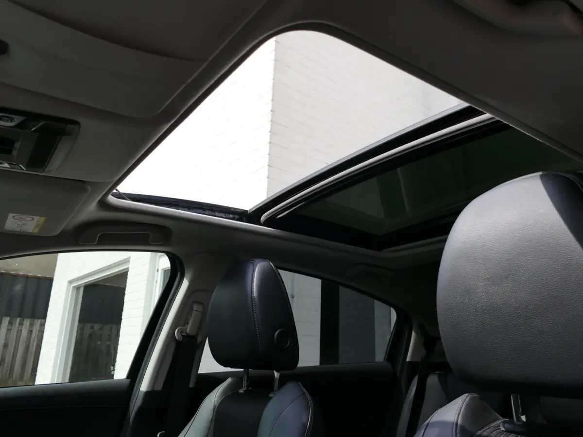 1.5 i-VTEC Executive | Panoramadak | Half leder | Achteruitrijcamera | Keyless entry | Volledig dealer onderhouden | Climate Control | Hoge instap | Automaat