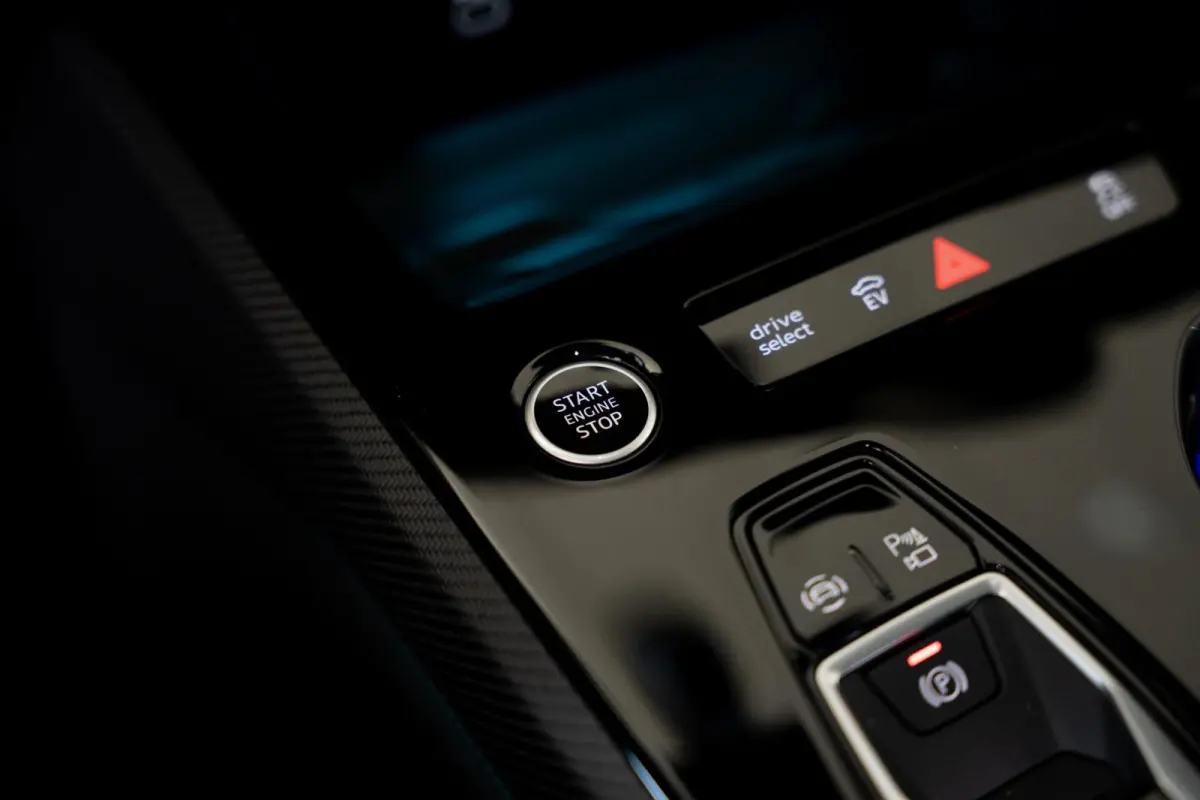 Avant 2.0 Quattro S edition Competition / 5 jaar Garantie / Audi Exclusive Nardo Grey / Trekhaak / Pano / S Interieur