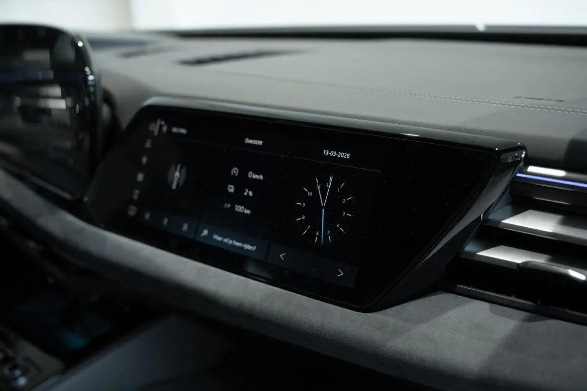 Avant 2.0 Quattro S edition Competition / 5 jaar Garantie / Audi Exclusive Nardo Grey / Trekhaak / Pano / S Interieur
