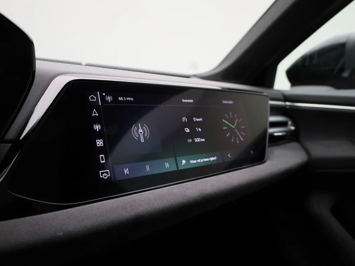 Avant 2.0 quattro S edition Competition 367 PK | S-line | Automaat | 360 Camera | Panorama glasdak | Adaptive Cruise Control | Stoelverwarming | Virtual Cockpit | LED Matrix | Lichtmetalen v