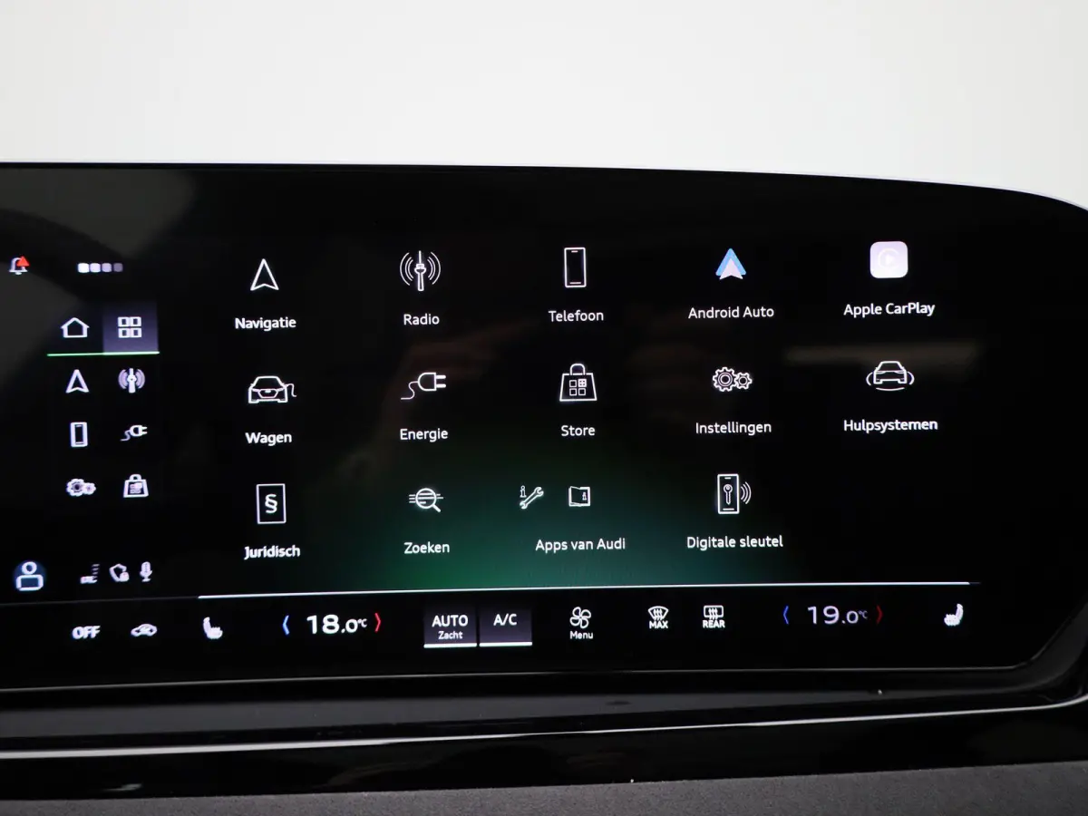 Avant 2.0 quattro S edition Competition 367 PK | S-line | Automaat | 360 Camera | Panorama glasdak | Adaptive Cruise Control | Stoelverwarming | Virtual Cockpit | LED Matrix | Lichtmetalen v