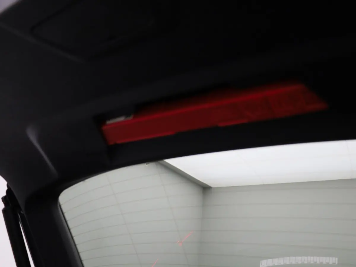 Avant 2.0 quattro S edition Competition 367 PK | S-line | Automaat | 360 Camera | Panorama glasdak | Adaptive Cruise Control | Stoelverwarming | Virtual Cockpit | LED Matrix | Lichtmetalen v