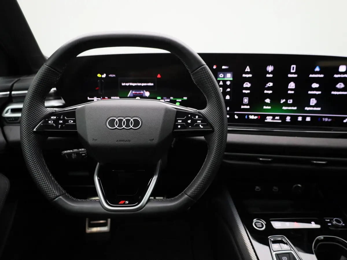 Avant 2.0 quattro S edition Competition 367 PK | S-line | Automaat | 360 Camera | Panorama glasdak | Adaptive Cruise Control | Stoelverwarming | Virtual Cockpit | LED Matrix | Lichtmetalen v