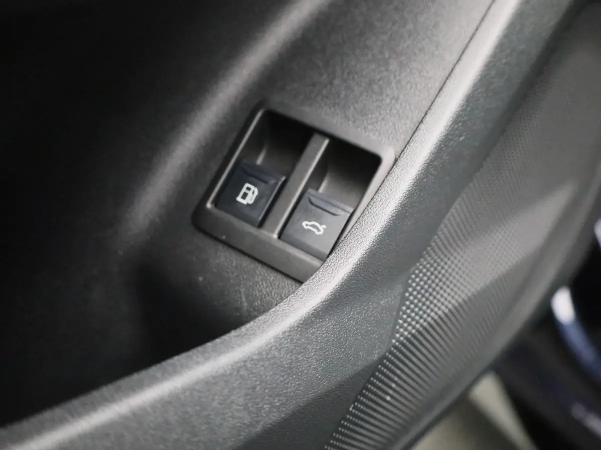Avant 2.0 quattro S edition Competition 367 PK | S-line | Automaat | 360 Camera | Panorama glasdak | Adaptive Cruise Control | Stoelverwarming | Virtual Cockpit | LED Matrix | Lichtmetalen v