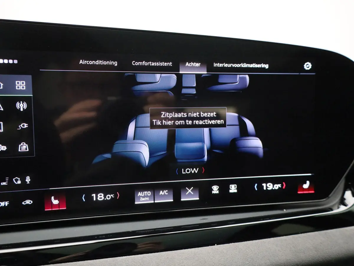 Avant 2.0 quattro S edition Competition 367 PK | S-line | Automaat | 360 Camera | Panorama glasdak | Adaptive Cruise Control | Stoelverwarming | Virtual Cockpit | LED Matrix | Lichtmetalen v