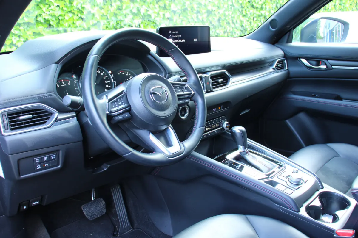 2.0 SkyActiv-G 165 Homura Limited 1E EIGENAAR! | TREKHAAK | ADAPTIVE CRUISE | 360 CAMERA | MATRIX LED | ELEKTR STOEL | CARPLAY