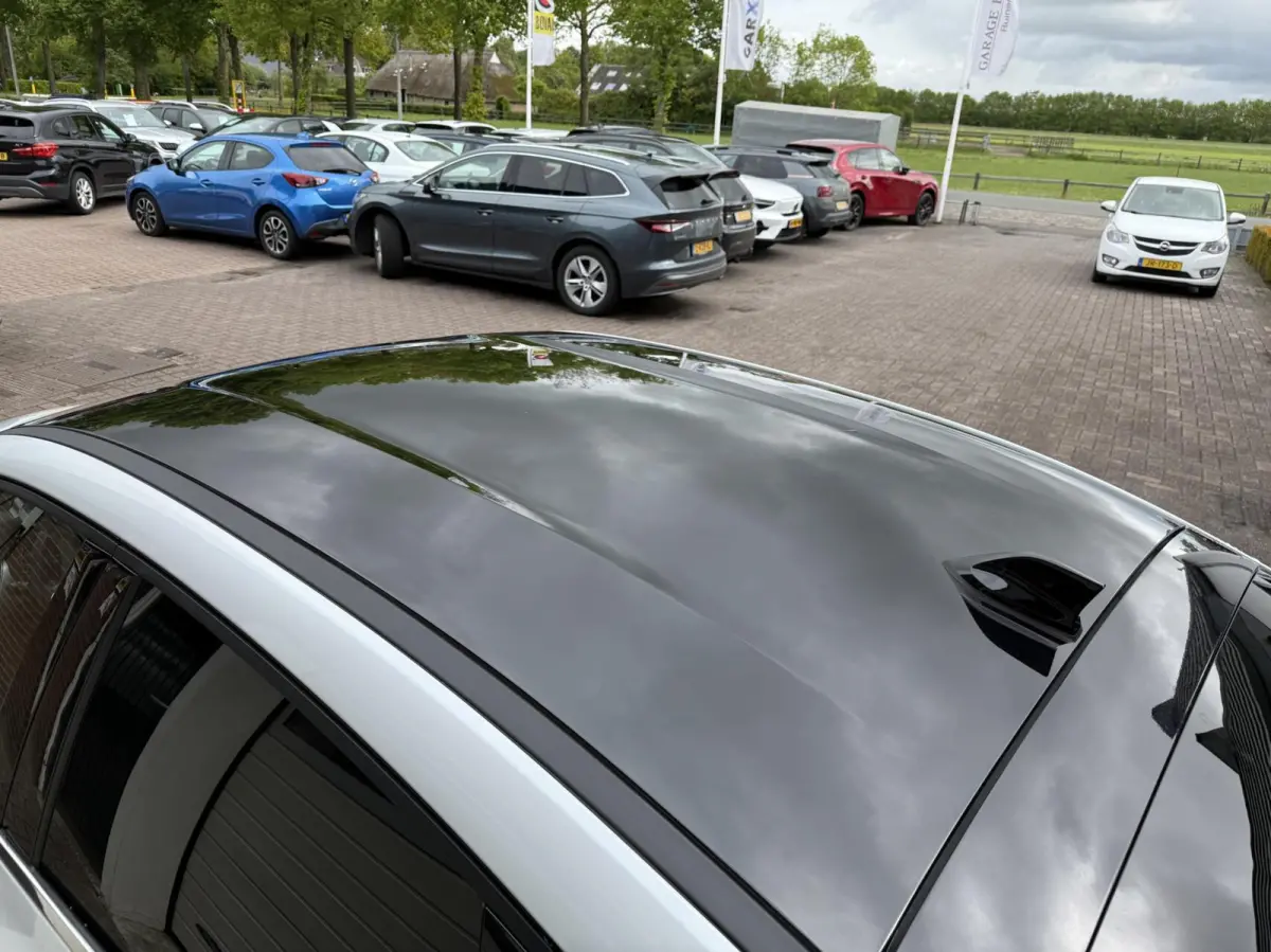 1.6 E-Tech Hybrid 145 Intens *ALL-IN PRIJS*