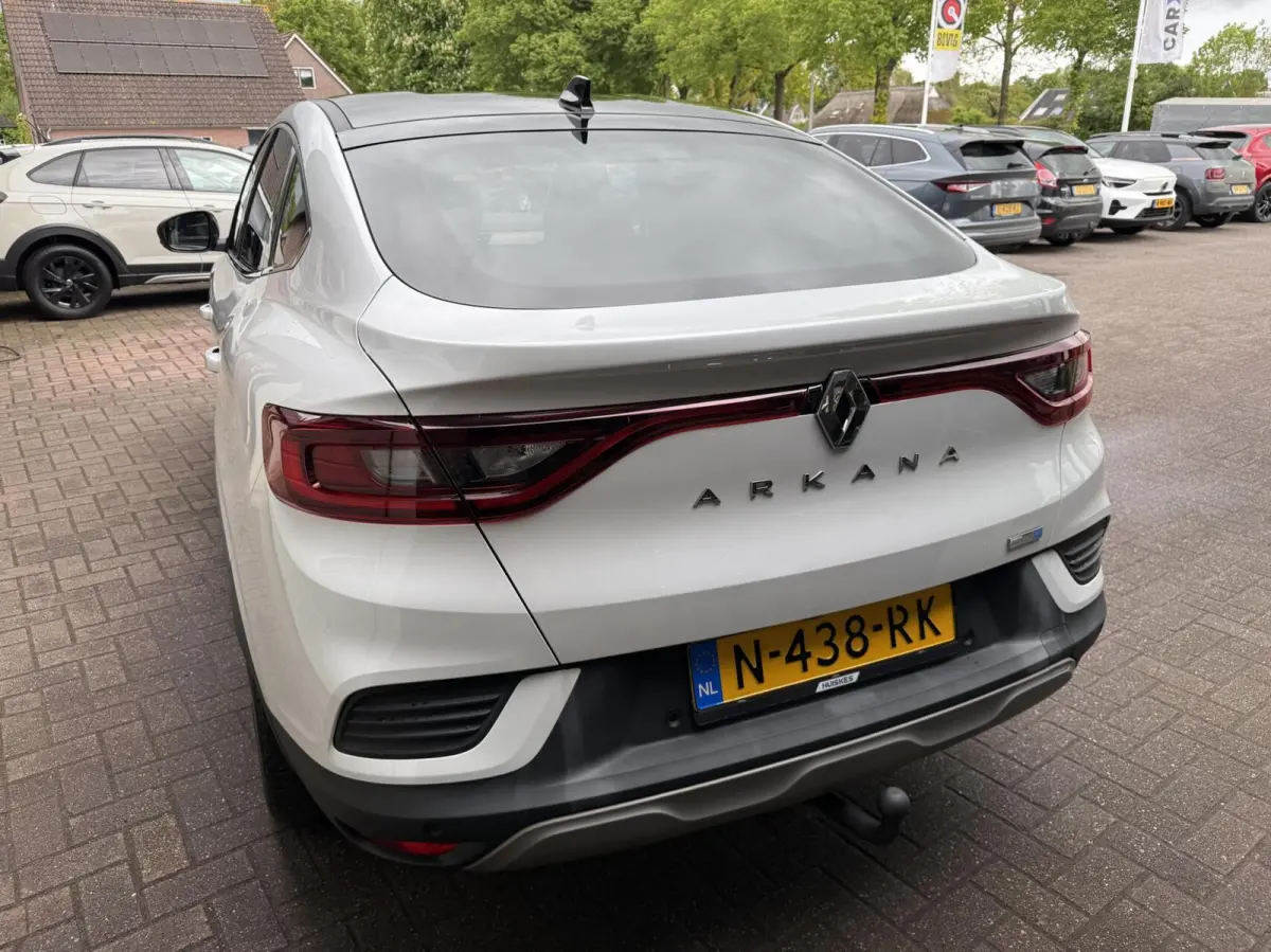 1.6 E-Tech Hybrid 145 Intens *ALL-IN PRIJS*