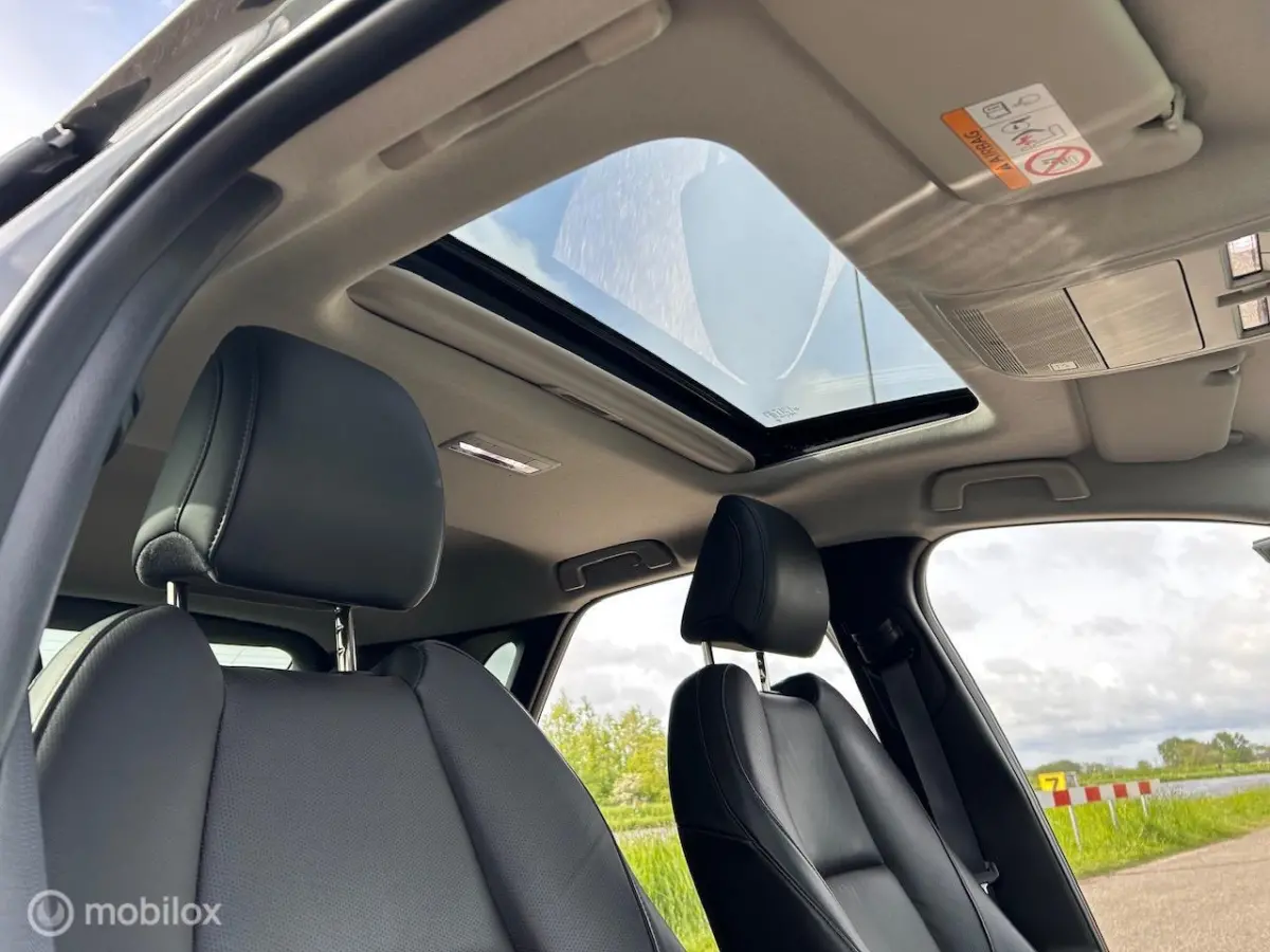 2.0 e-SkyActiv-X M Hybrid Luxury Leer Navi