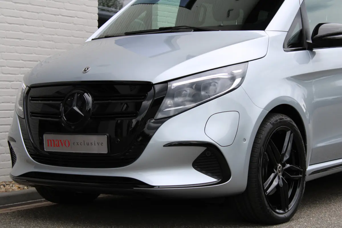 300 L2 / AMG / Luchtvering / 7-Persoons / Black Edition / Vol Opties / NIEUWSTAAT