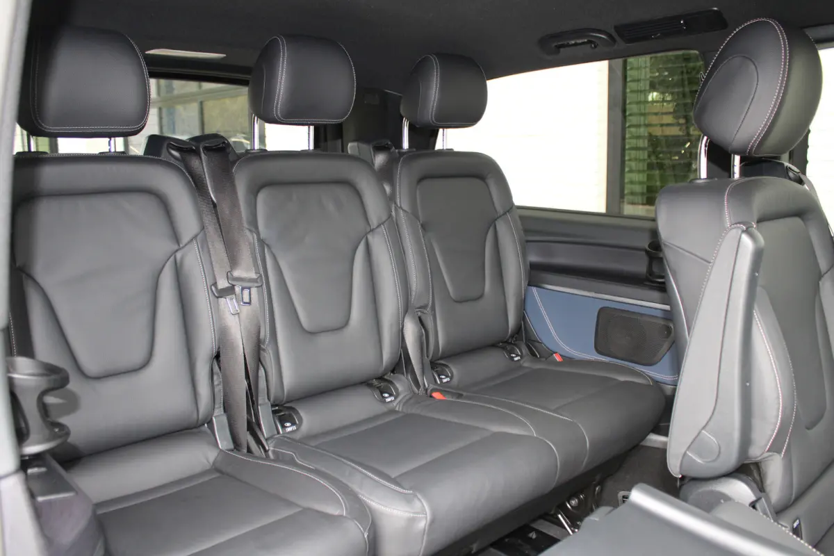 300 L2 / AMG / Luchtvering / 7-Persoons / Black Edition / Vol Opties / NIEUWSTAAT