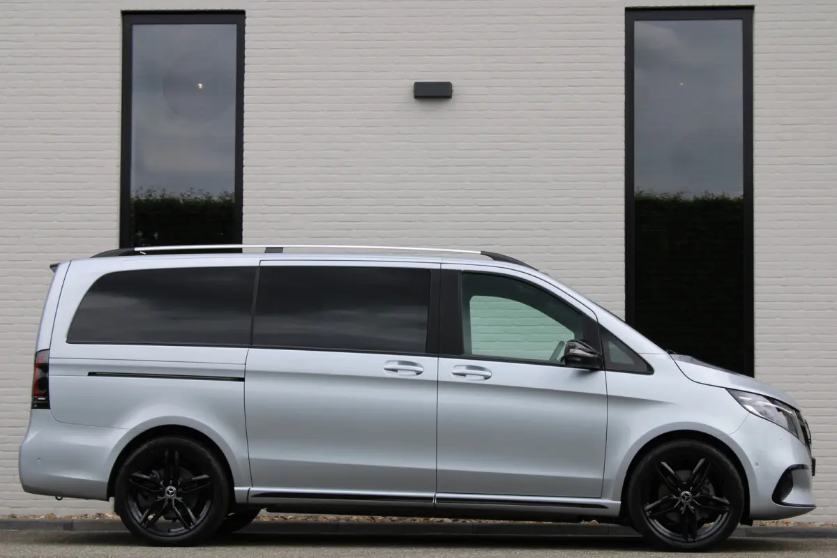 300 L2 / AMG / Luchtvering / 7-Persoons / Black Edition / Vol Opties / NIEUWSTAAT