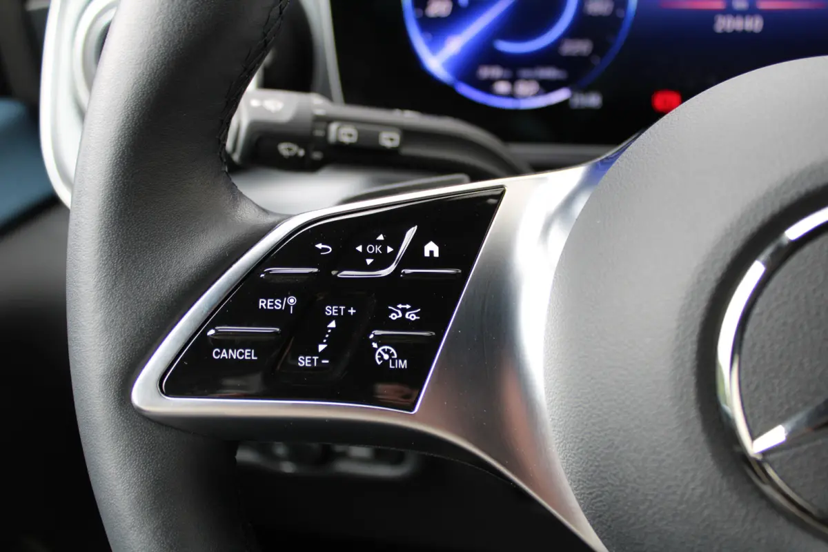 300 L2 / AMG / Luchtvering / 7-Persoons / Black Edition / Vol Opties / NIEUWSTAAT