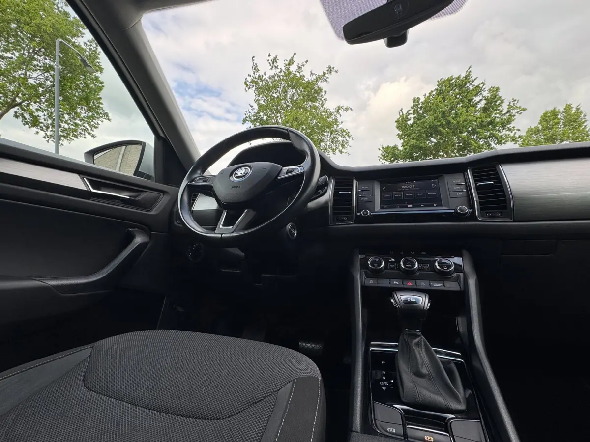 1.5 TSI Ambition TREKHAAK / CARPLAY / CRUISE / PDC / ECC / ELEKTR KLEP / LMV