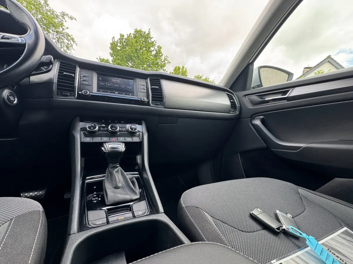 1.5 TSI Ambition TREKHAAK / CARPLAY / CRUISE / PDC / ECC / ELEKTR KLEP / LMV