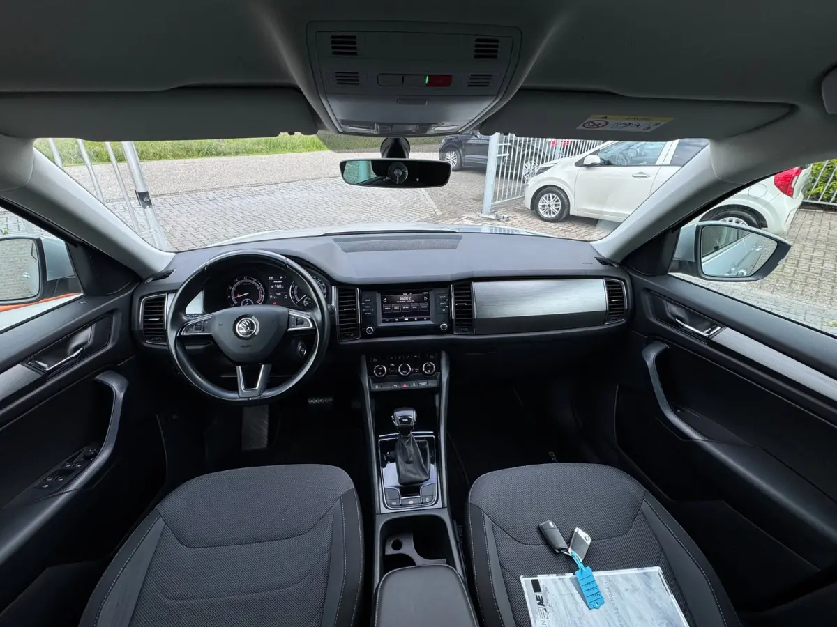 1.5 TSI Ambition TREKHAAK / CARPLAY / CRUISE / PDC / ECC / ELEKTR KLEP / LMV