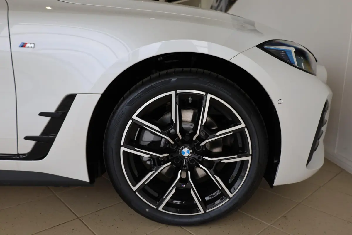 eDrive35 | M Sportpakket | HiFi Sound System | Comfort Access | Elektr. Trekhaak
