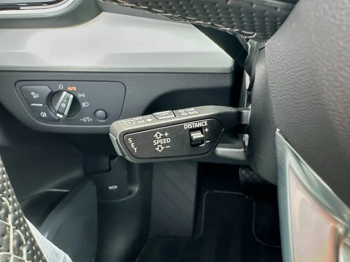 55 TFSI e Competition Quattro S-Line 2025 *BTW *Pano *Adaptive *21inch *trekhaak