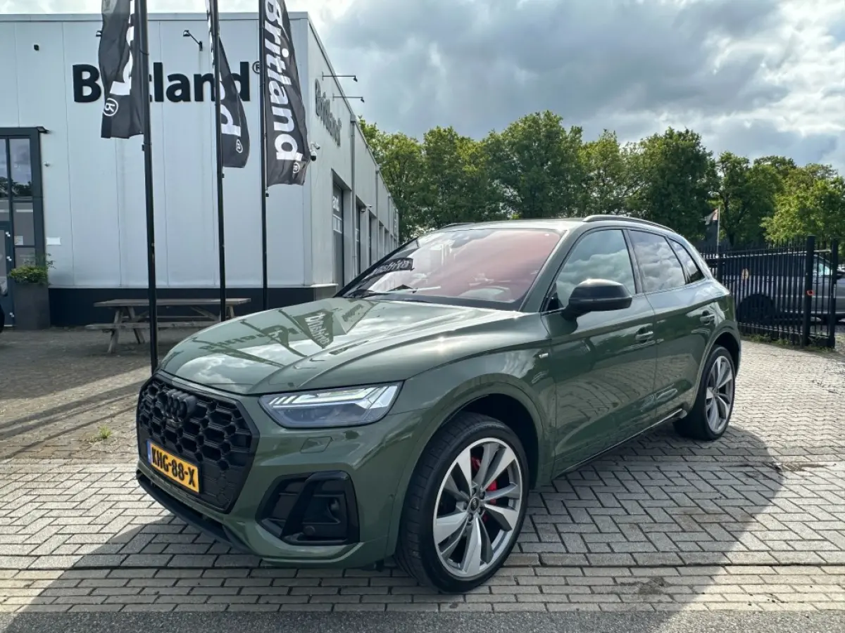 55 TFSI e Competition Quattro S-Line 2025 *BTW *Pano *Adaptive *21inch *trekhaak