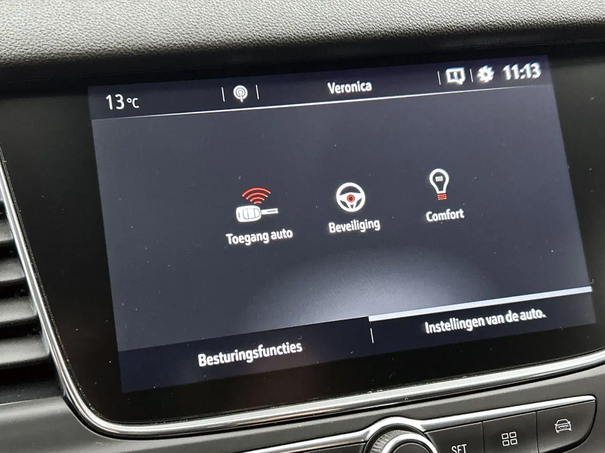 Elegance 1.2 130pk Automaat | Trekhaak | Navigatie | Climate Control | Cruise Control | Camera | 17"LMV | Dodehoekdetectie | LED | Apple Carplay/Android Auto |