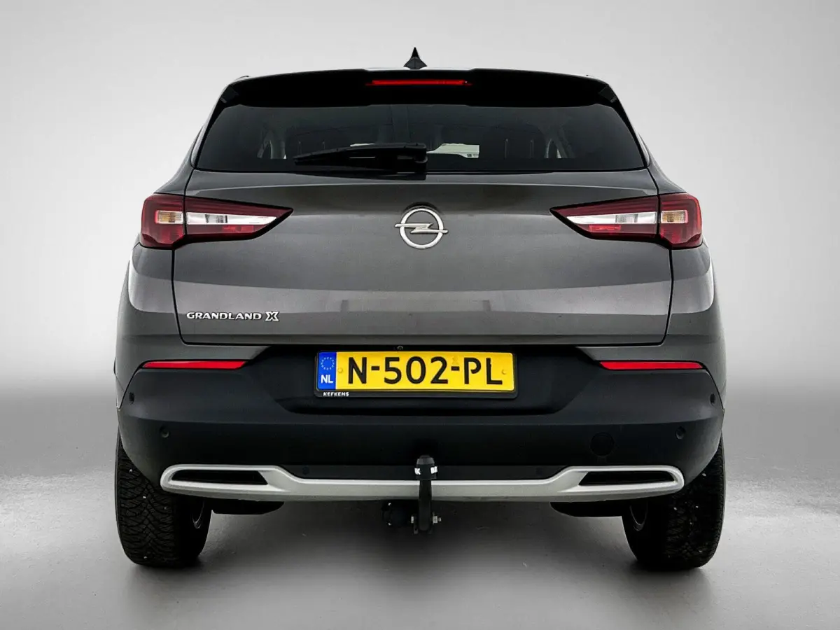 Elegance 1.2 130pk Automaat | Trekhaak | Navigatie | Climate Control | Cruise Control | Camera | 17"LMV | Dodehoekdetectie | LED | Apple Carplay/Android Auto |