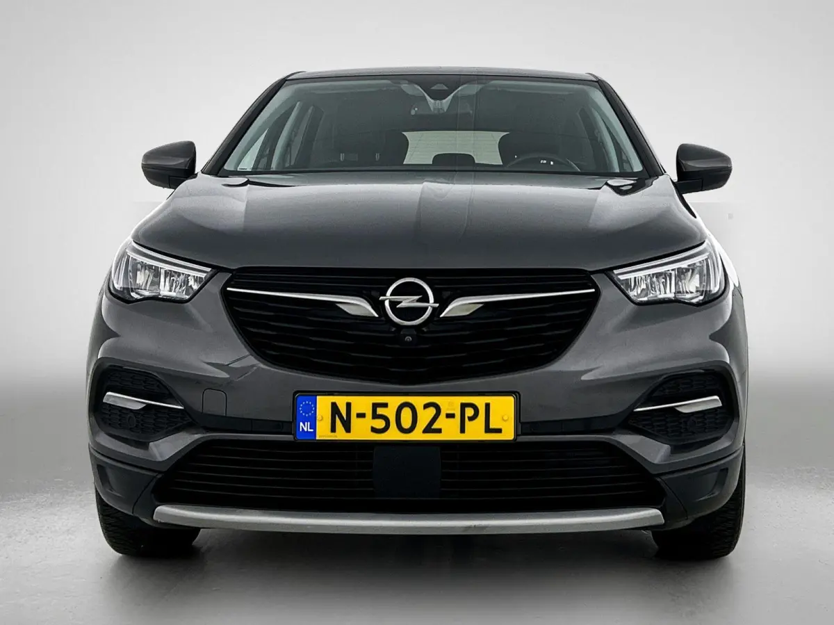 Elegance 1.2 130pk Automaat | Trekhaak | Navigatie | Climate Control | Cruise Control | Camera | 17"LMV | Dodehoekdetectie | LED | Apple Carplay/Android Auto |