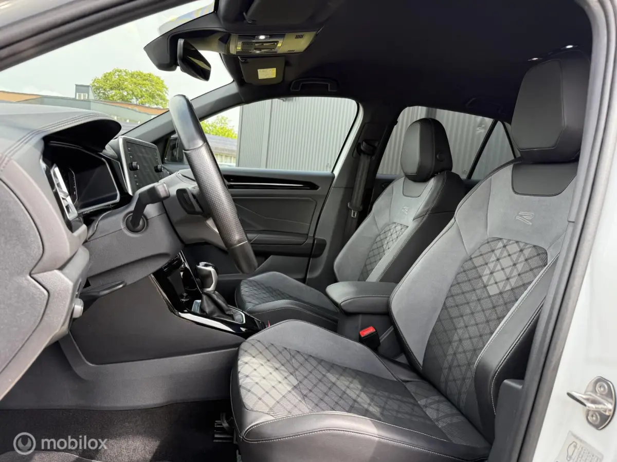 1.5 TSI R-Line Facelift | Black-style