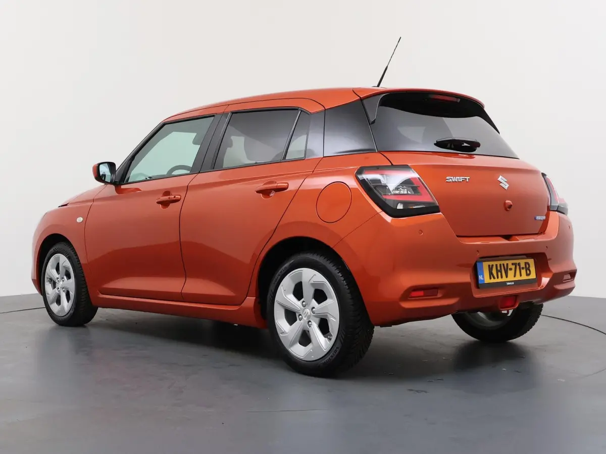 1.2 Select Smart Hybrid | Achteruitrijcamera | Stoelverwarming | Navigatie |