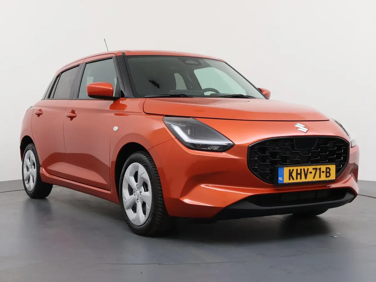 1.2 Select Smart Hybrid | Achteruitrijcamera | Stoelverwarming | Navigatie |