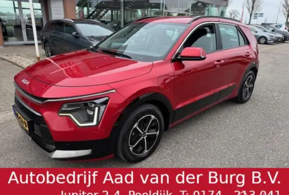 1.6 GDi PHEV DynamicLine Edition / Plug-inn Hybride / volledig elektrisch rijden 65 km hierna Hybride aandrijving , Navi / Camera achter / Parkeerhulp rondom / Stoel & stuur verwarming / Key