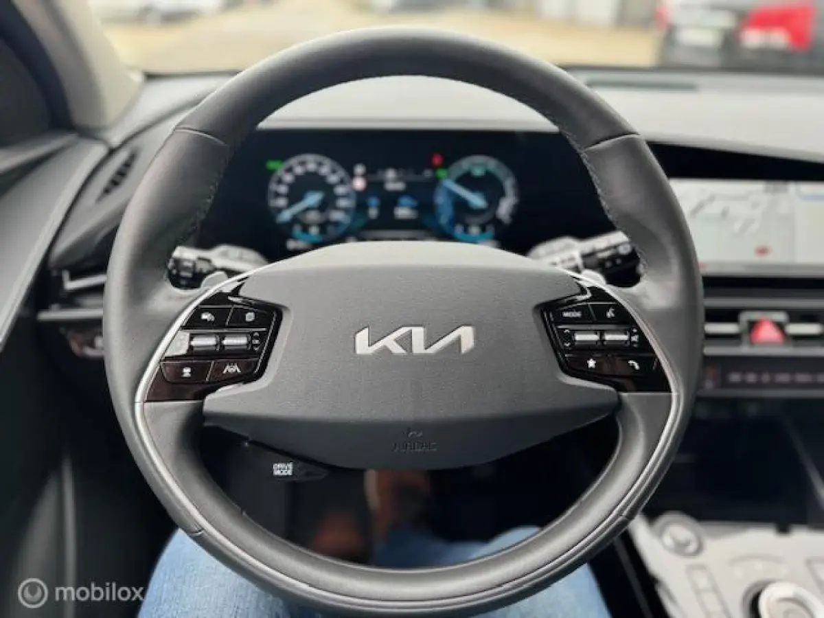 1.6 GDi PHEV DynamicLine Edition / Plug-inn Hybride / volledig elektrisch rijden 65 km hierna Hybride aandrijving , Navi / Camera achter / Parkeerhulp rondom / Stoel & stuur verwarming / Key