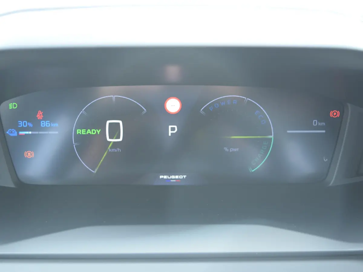 EV Allure Avantage 51 kWh | Vision & Navigation Pack | Warmtepomp  | Parkeersensoren met camera | Climate control | Cruise control |