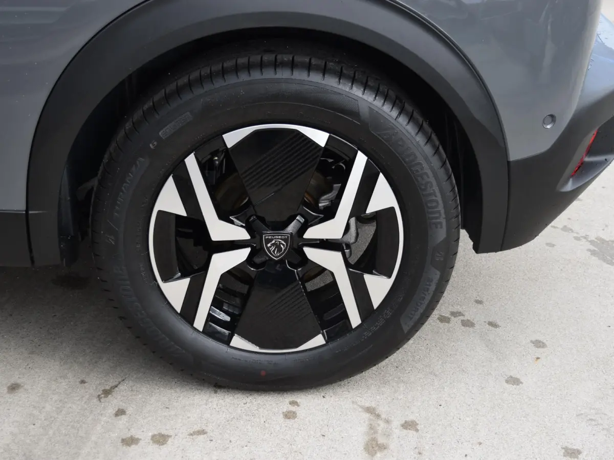 EV GT Avantage 54 kWh | Alcantara Executive Interior met stoelmassage | Warmtepomp | Vision, Navigation & Drive Assist plus Pack |