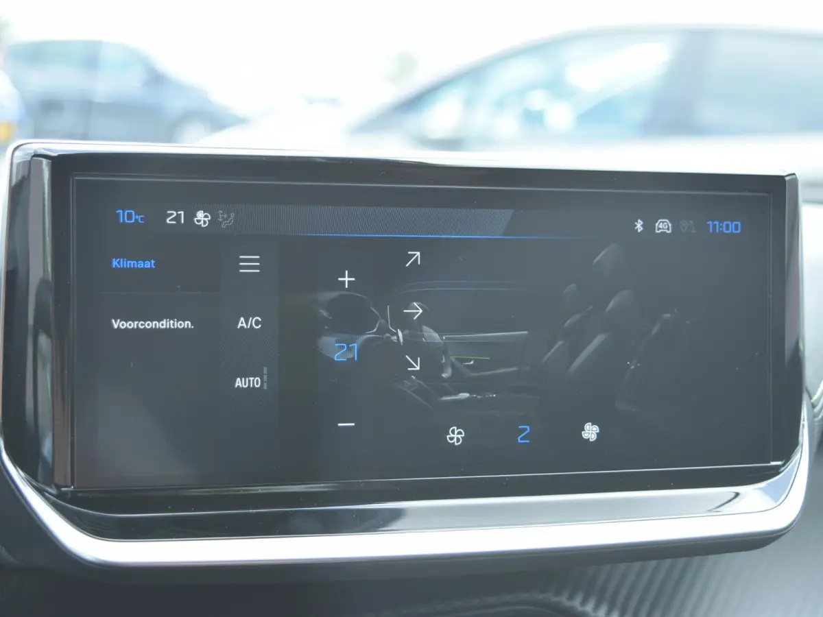 EV GT Avantage 54 kWh | Alcantara Executive Interior met stoelmassage | Warmtepomp | Vision, Navigation & Drive Assist plus Pack |