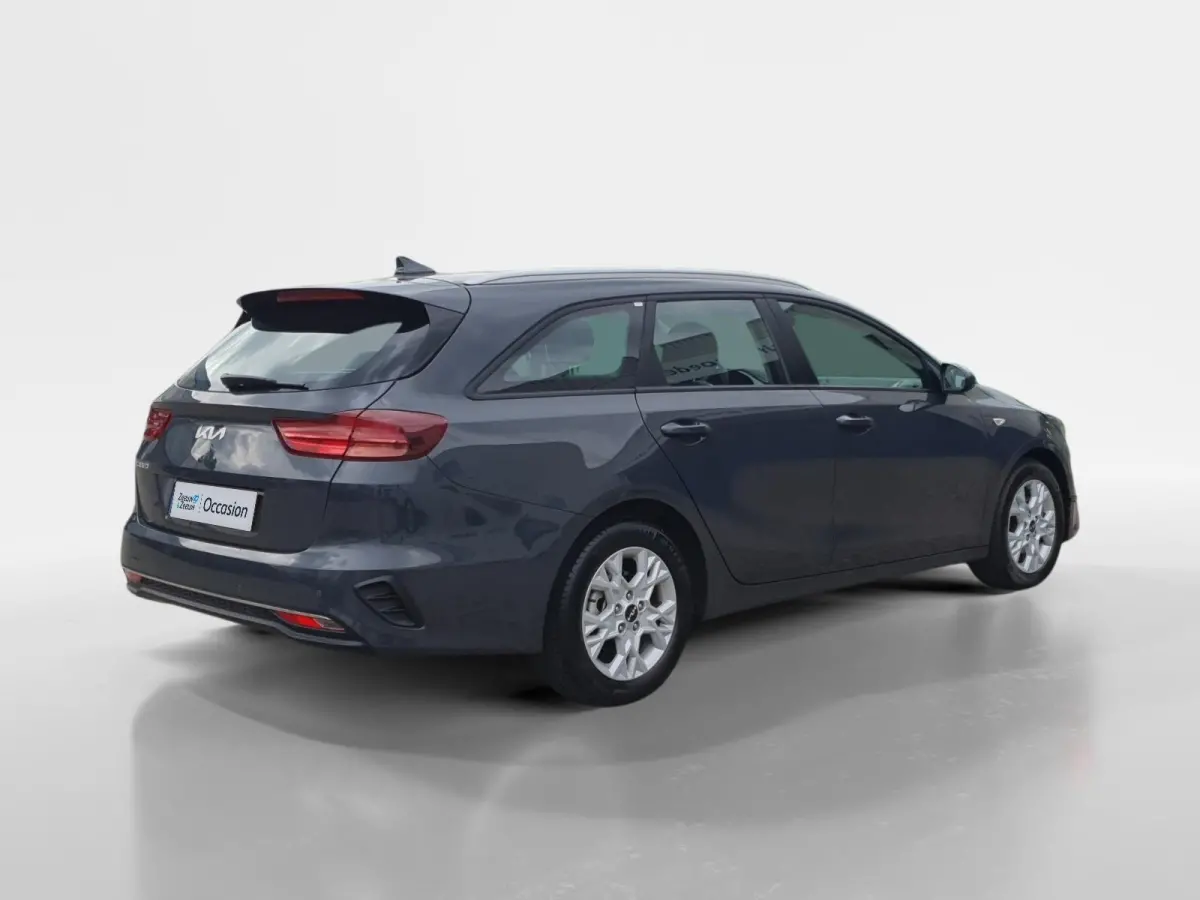 1.0T ComfortLine | Navigatie | Camera | Climate control | Cruise control | Apple Carplay / Android Auto |