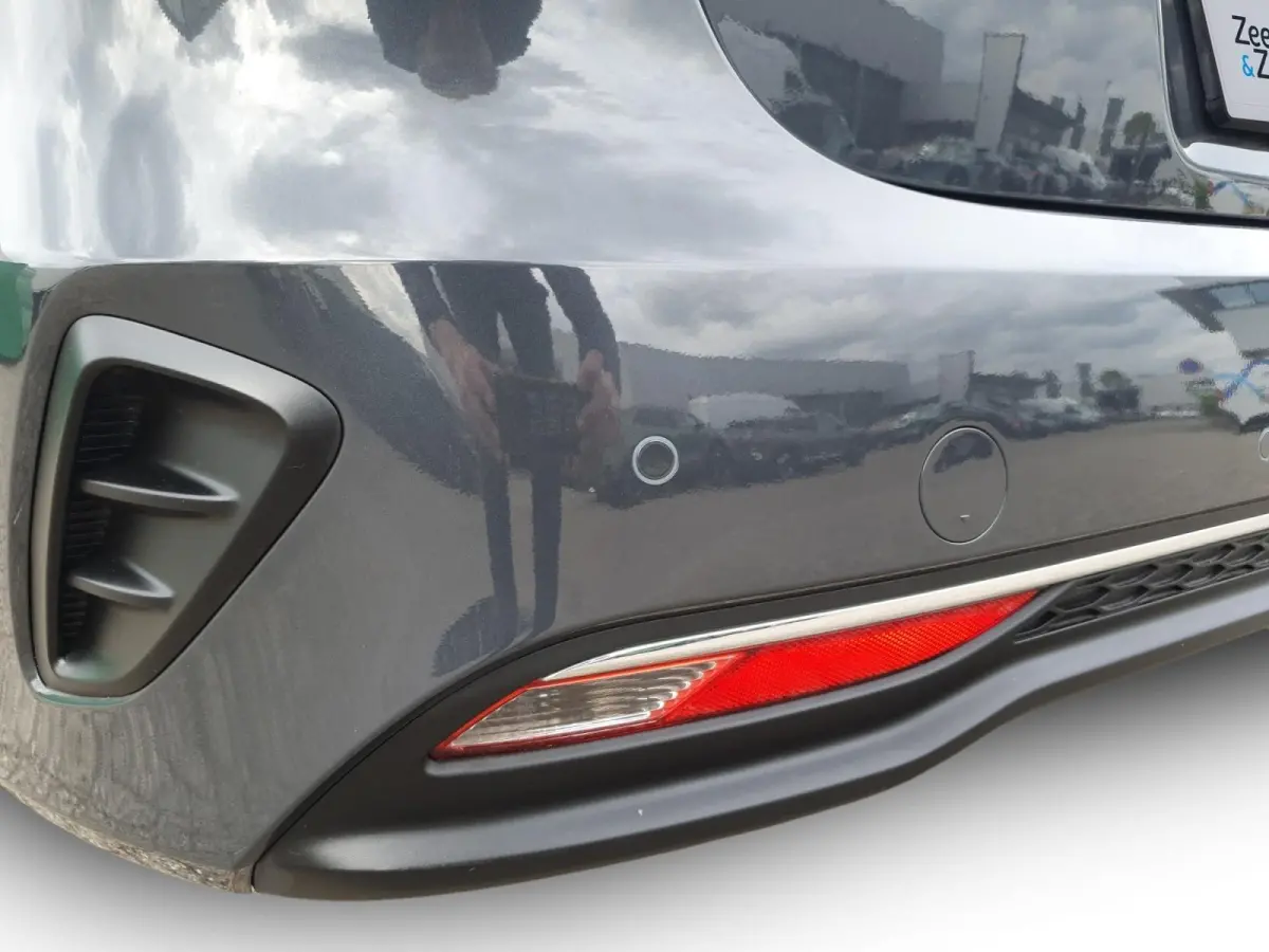 1.0T ComfortLine | Navigatie | Camera | Climate control | Cruise control | Apple Carplay / Android Auto |