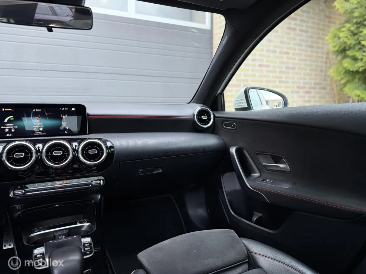 200 Launch Edition Premium 2018